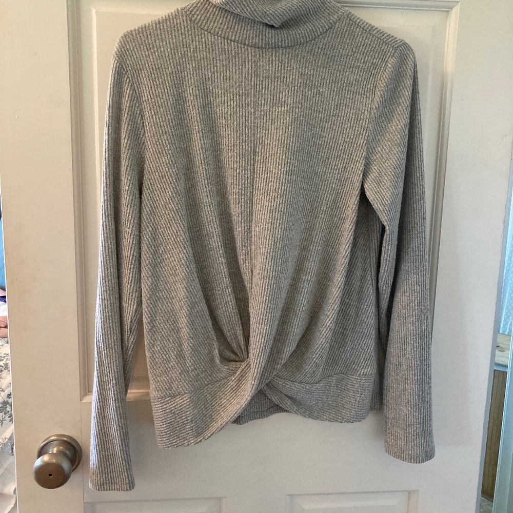 Criss cross front sweater